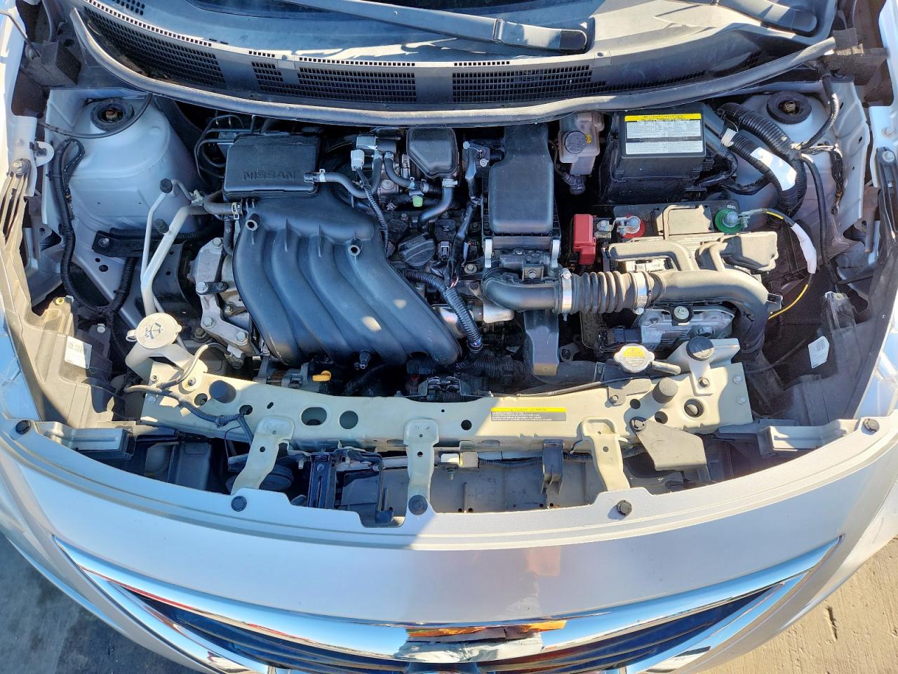 Nissan Versa S Image 7