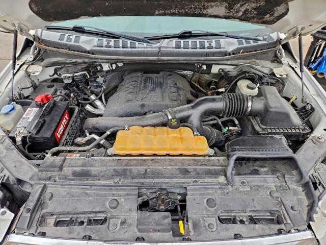 Ford F-150 Supercrew Image 12