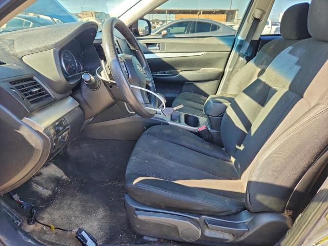 Subaru Outback 2.5i Image 4