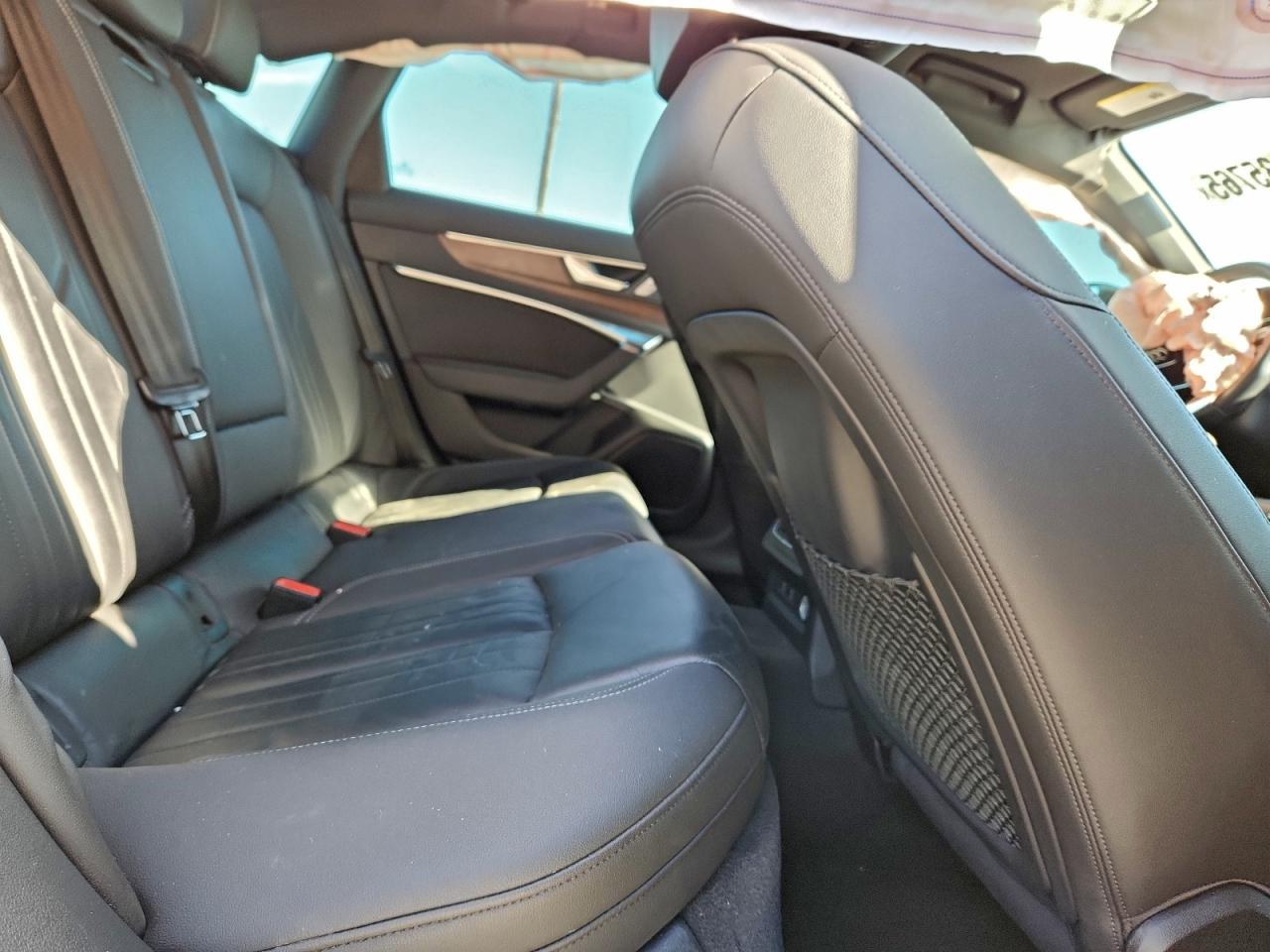 Audi A6 Premium Image 11