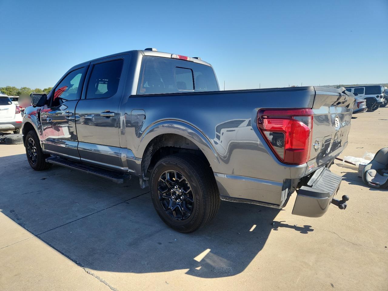 Ford F-150 Xlt Image 11