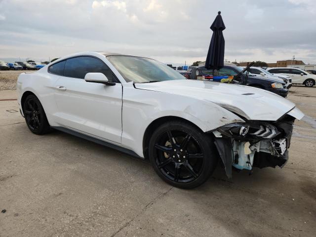 Ford Mustang Image 5