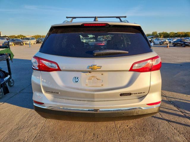 Chevrolet Equinox Premier Image 9