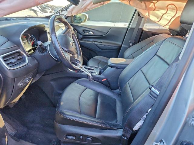 Chevrolet Equinox Premier Image 2