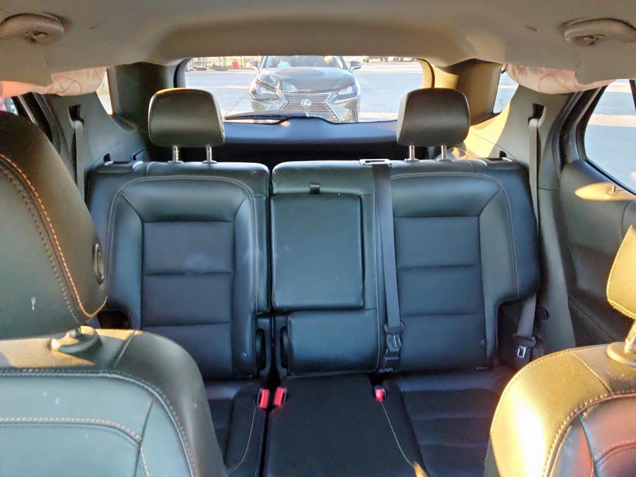 Chevrolet Equinox Premier Image 12