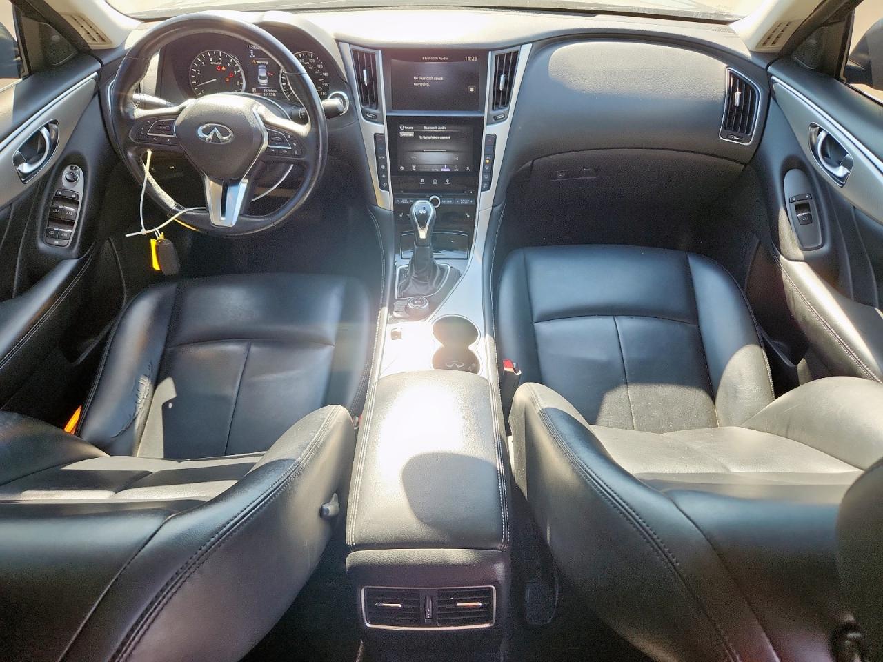 INFINITI Q50 Luxe Image 6