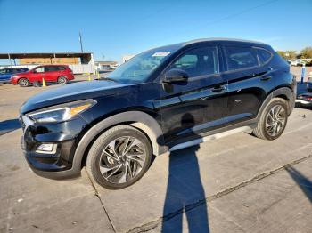  Salvage Hyundai TUCSON
