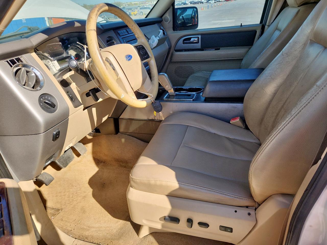 Ford Expedition Xlt Image 7