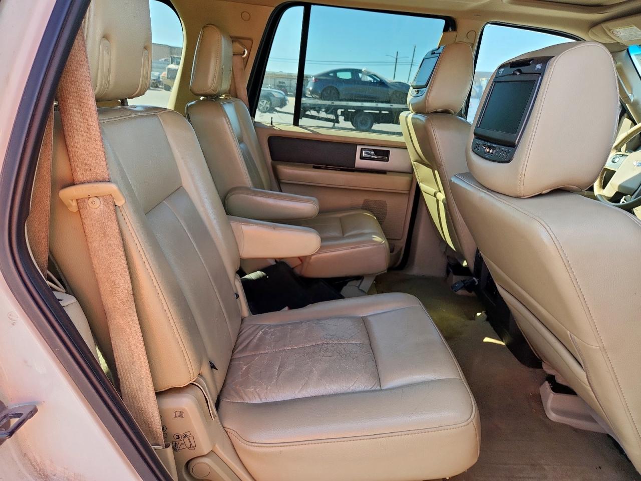 Ford Expedition Xlt Image 6