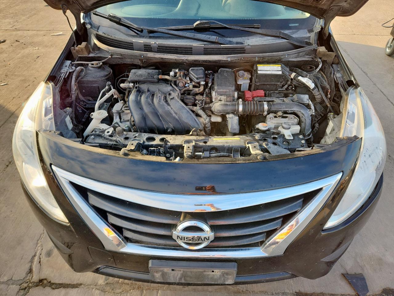 Nissan Versa S Image 12