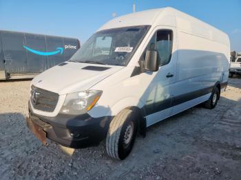  Salvage Mercedes-Benz Sprinter