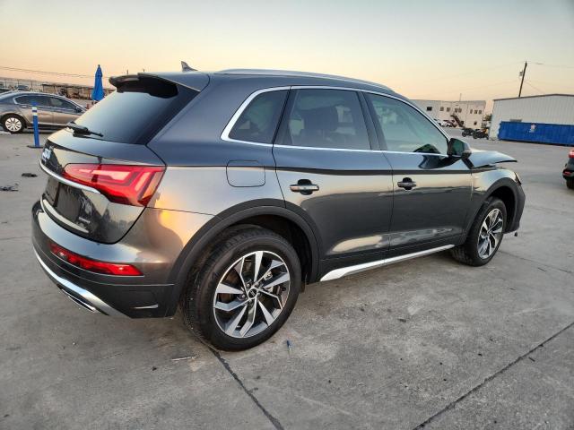 Audi Q5 Premium Plus 45 Image 3