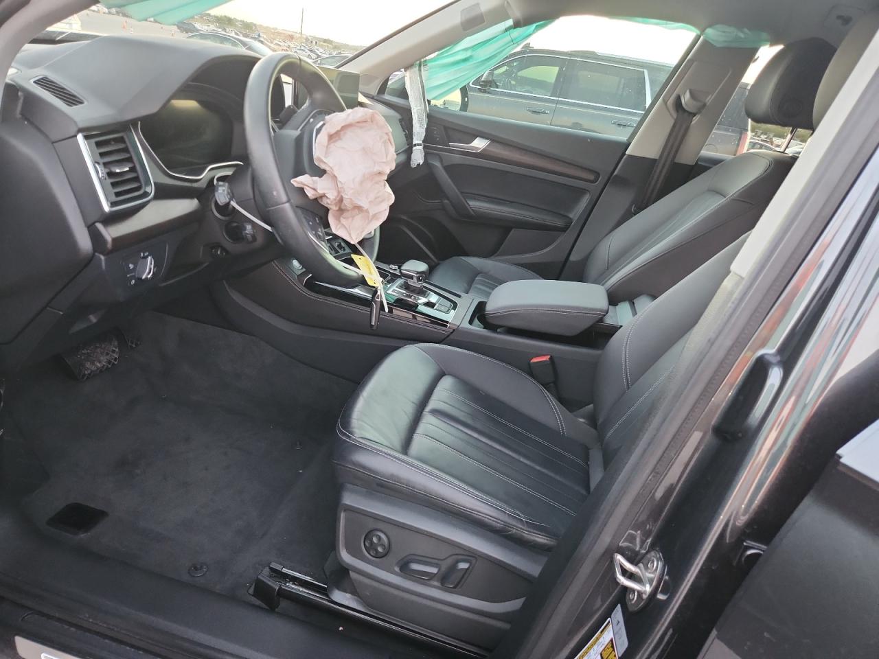 Audi Q5 Premium Plus 45 Image 8