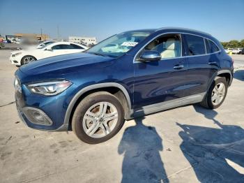  Salvage Mercedes-Benz GLA