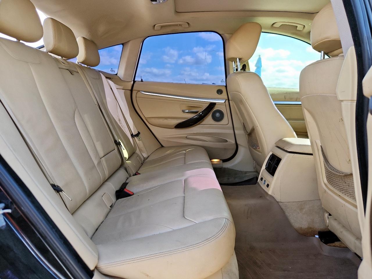 BMW 3 Series Xigt Image 7