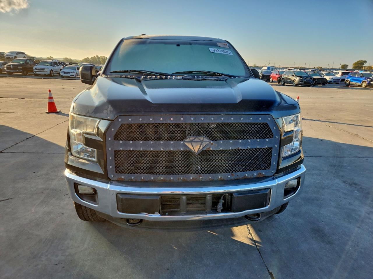 Ford F-150 Supercrew Image 10