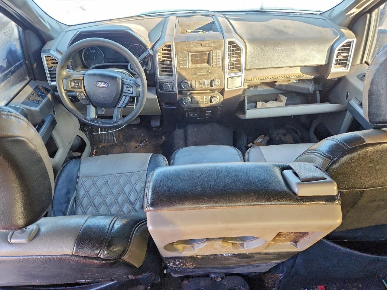 Ford F-150 Supercrew Image 5