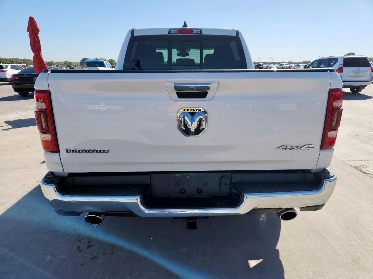 Ram 1500 Laramie Image 14