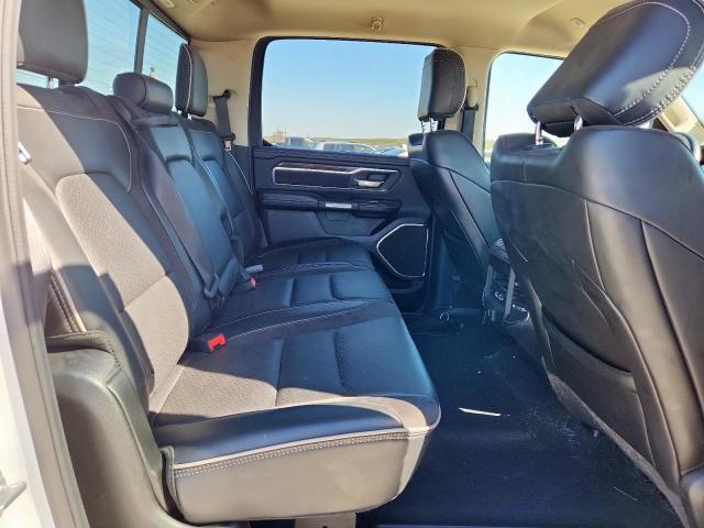 Ram 1500 Laramie Image 13