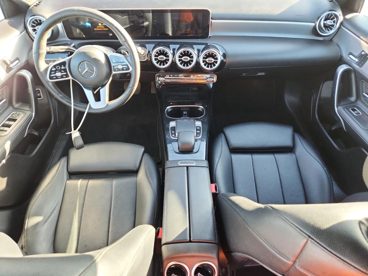 Mercedes-Benz A-Class 220 Image 13