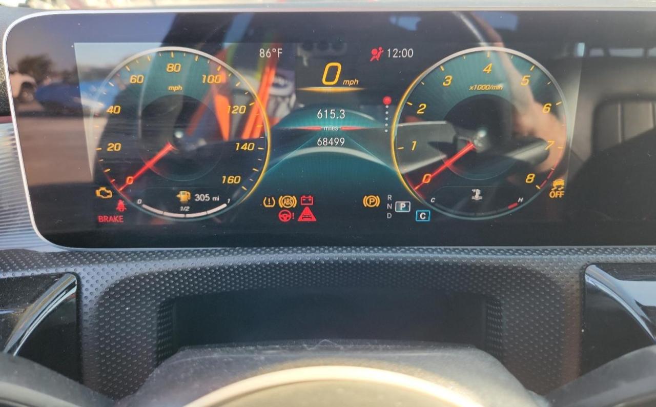 Mercedes-Benz A-Class 220 Image 10