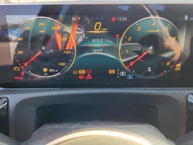 Mercedes-Benz A-Class 220 Image 10