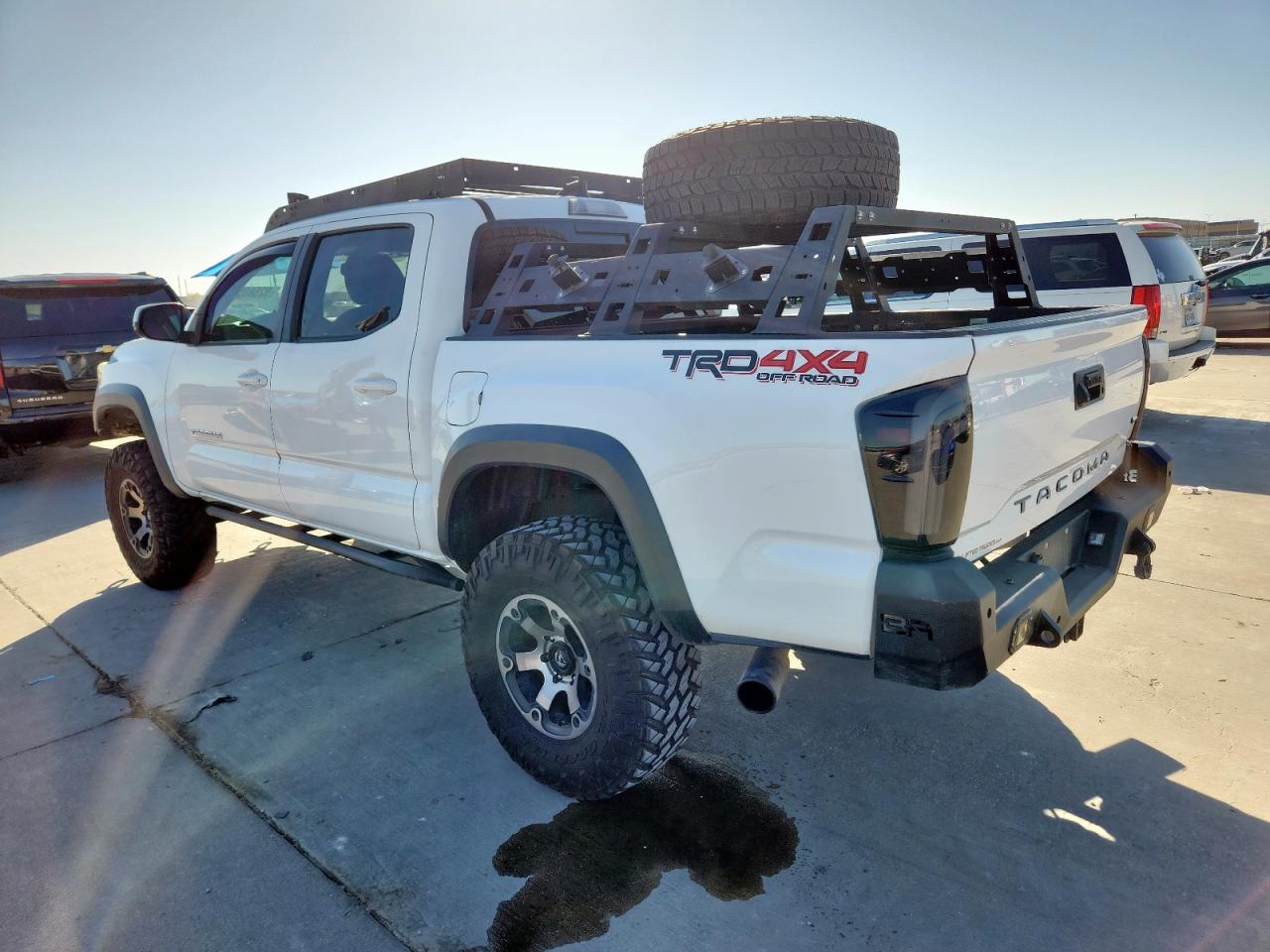 Toyota Tacoma Double Cab Image 2