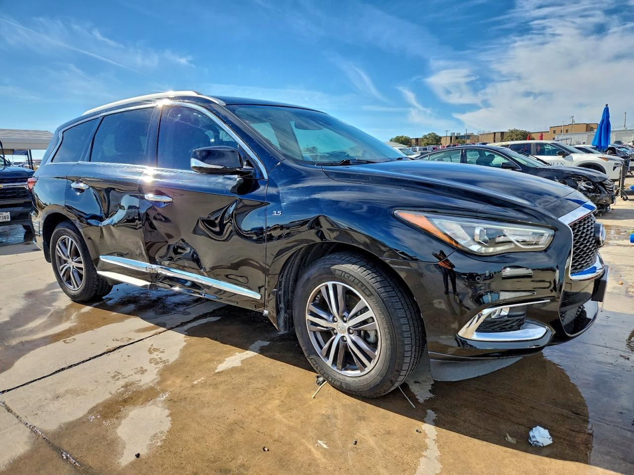 INFINITI Qx Luxe Image 12