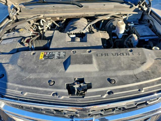 Chevrolet Suburban K1500 Ls Image 11