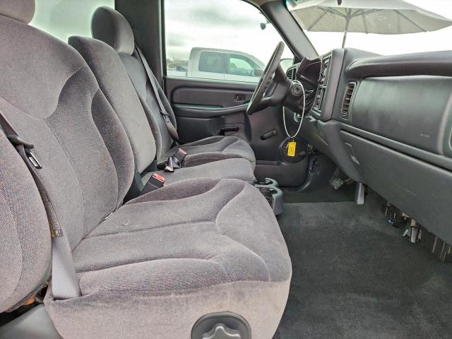 GMC Sierra C1500 Image 9