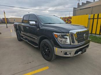  Salvage Nissan Titan