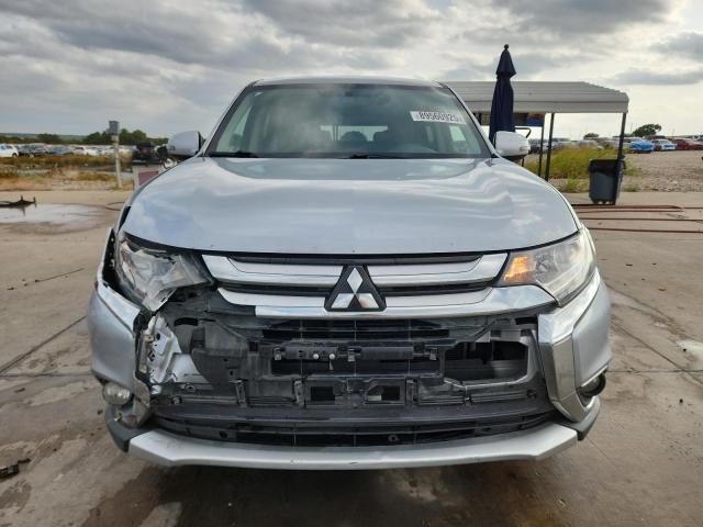 Mitsubishi Outlander Se Image 9