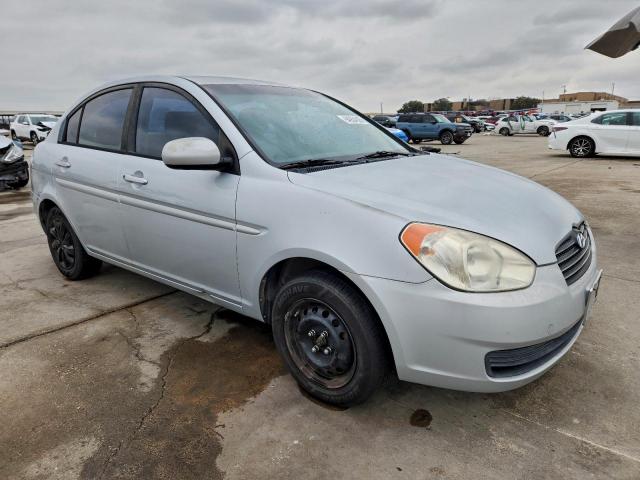 Hyundai ACCENT Gls Image 11