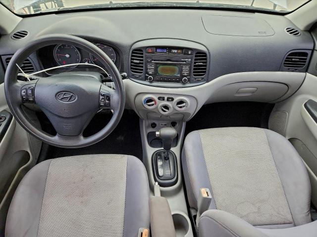 Hyundai ACCENT Gls Image 6