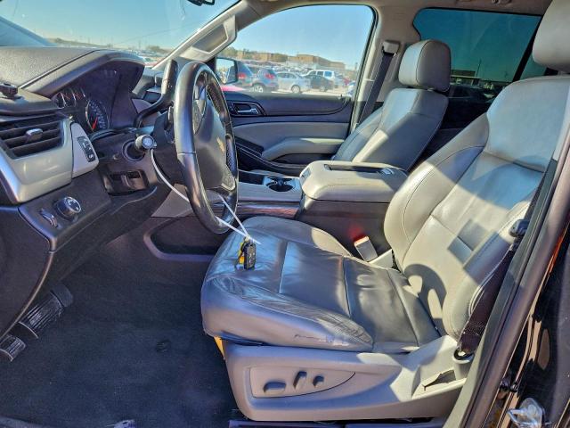 Chevrolet Suburban C1500 Lt Image 9