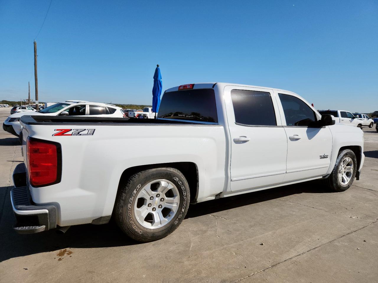 Chevrolet Silverado K1500 Lt Image 11