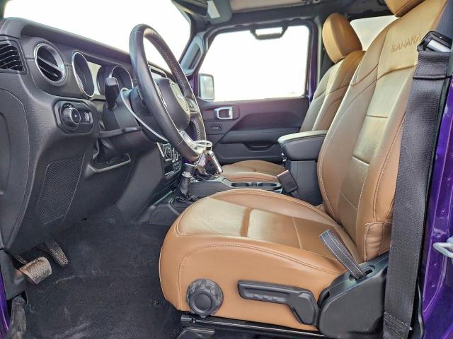 Jeep Wrangler Sahara Image 8