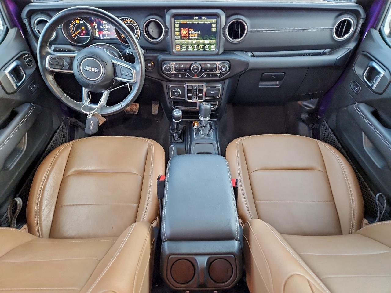 Jeep Wrangler Sahara Image 7