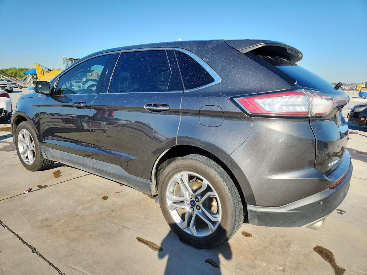 Ford Edge Titanium Image 4