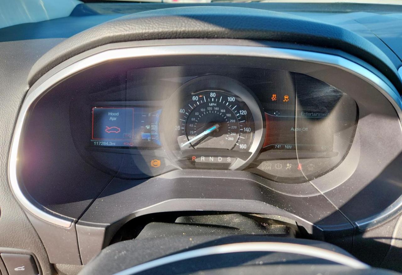 Ford Edge Titanium Image 10