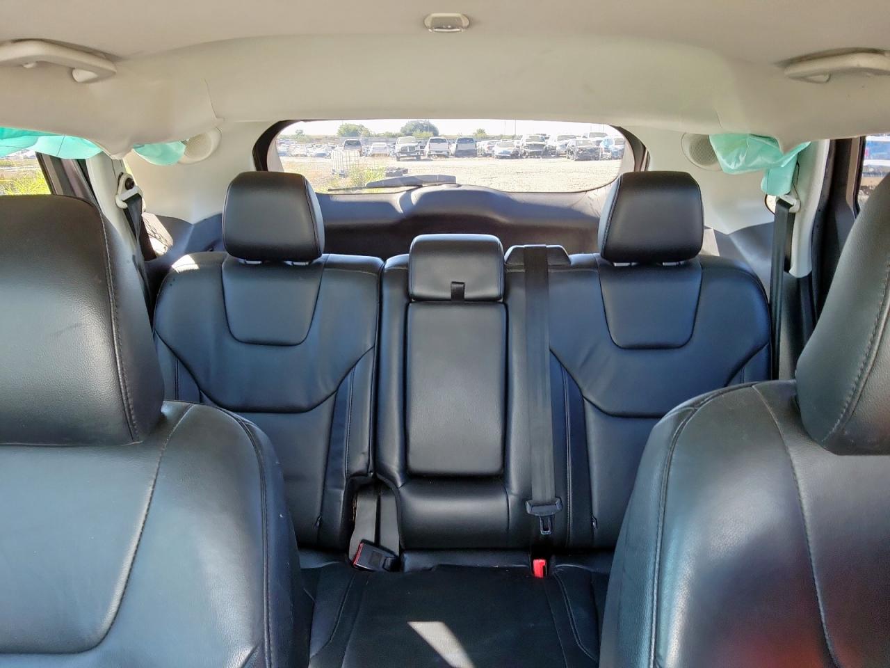 Ford Edge Titanium Image 9