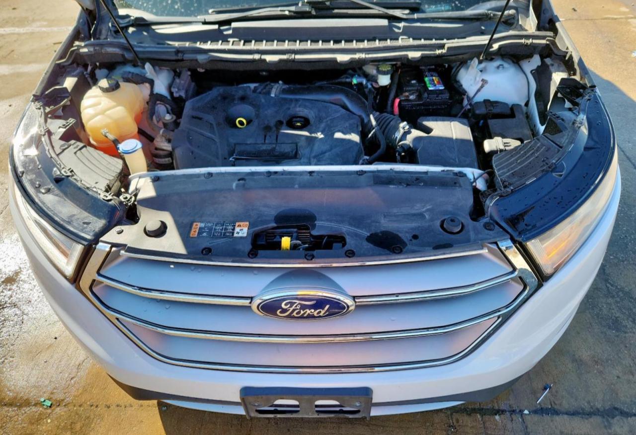 Ford Edge Titanium Image 10