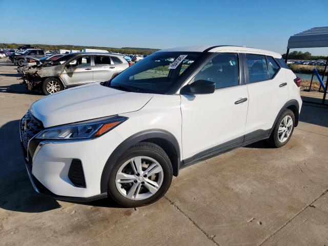  Salvage Nissan Kicks