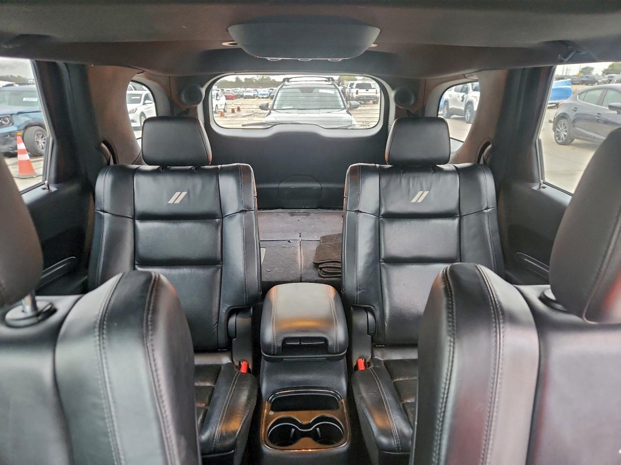 Dodge Durango R/t Image 10