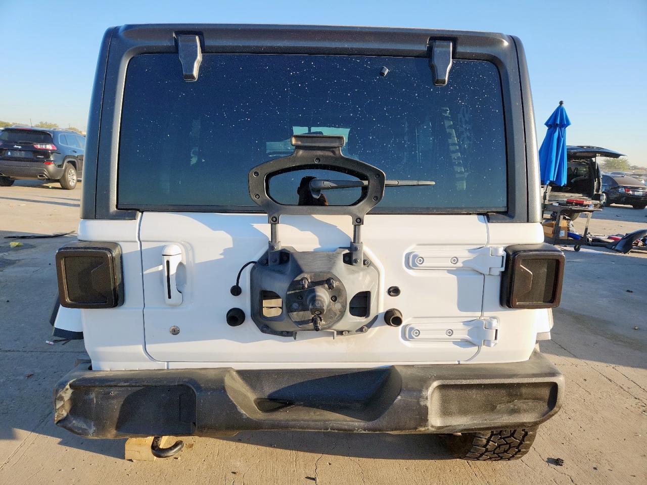 Jeep Wrangler Sport Image 7
