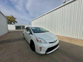  Salvage Toyota Prius