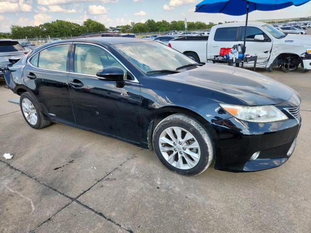 Lexus Es 300h Image 12