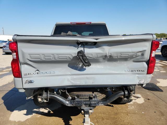 Chevrolet Silverado K1500 Custom Image 5