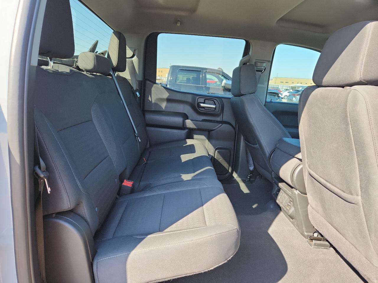 Chevrolet Silverado K1500 Custom Image 12