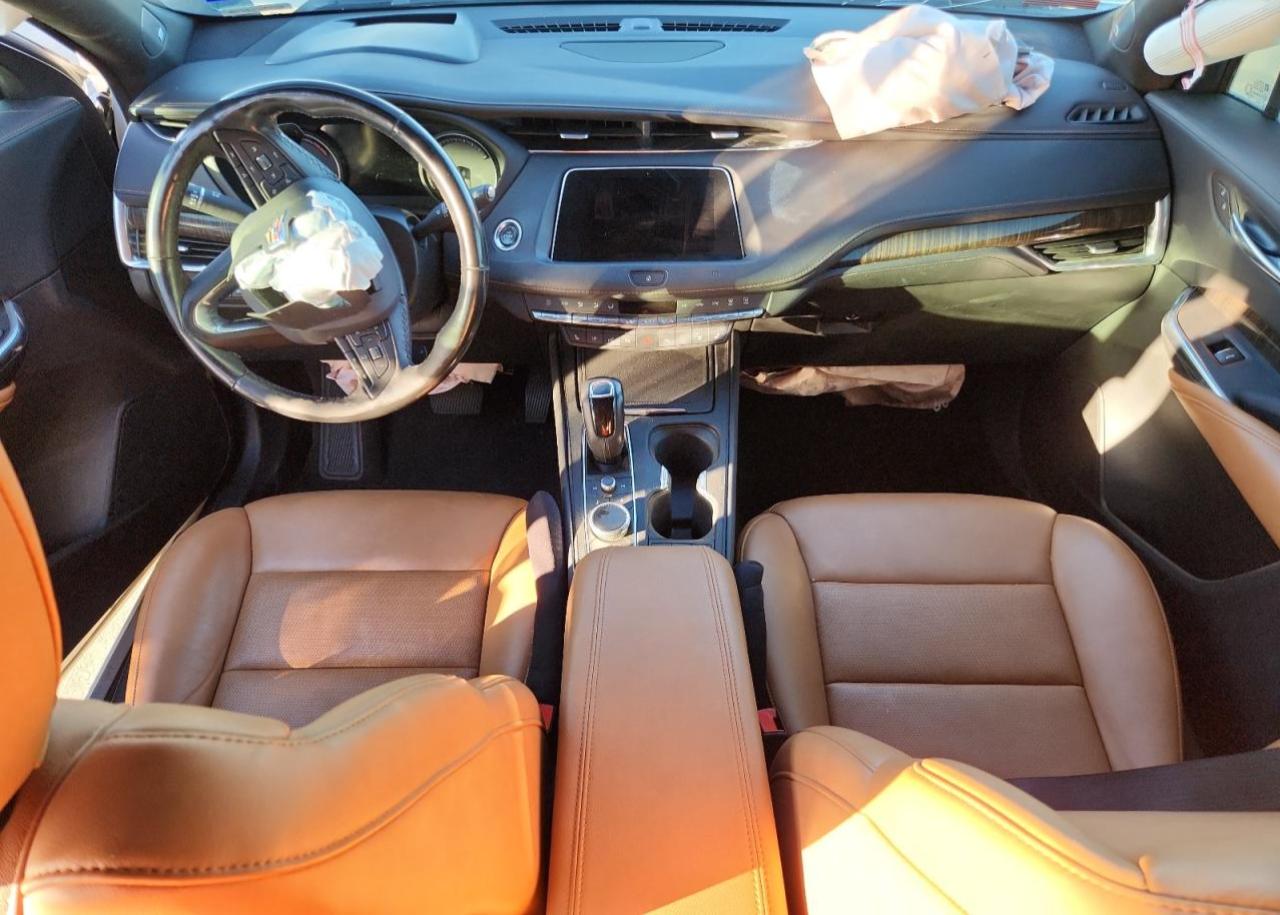 Cadillac XT4 Premium Luxury Image 11